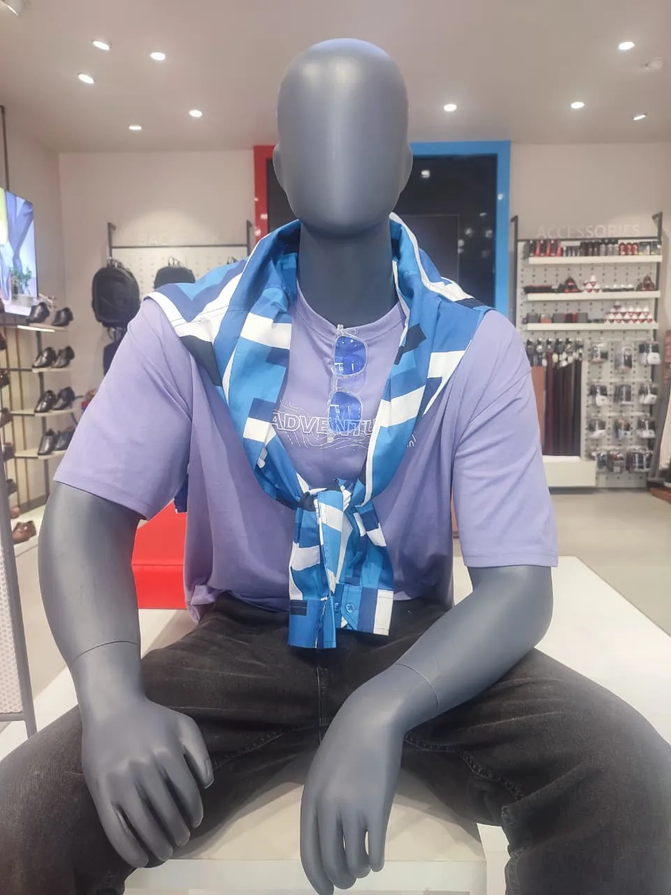 Red Chief retail project - Mannequin display